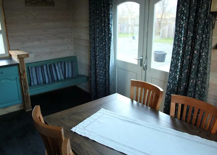 - 't Dekske Chalet Wintelre